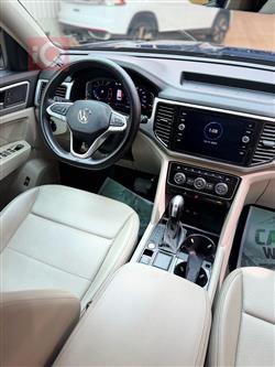 ڤۆڵکسواگن ئەتلەس